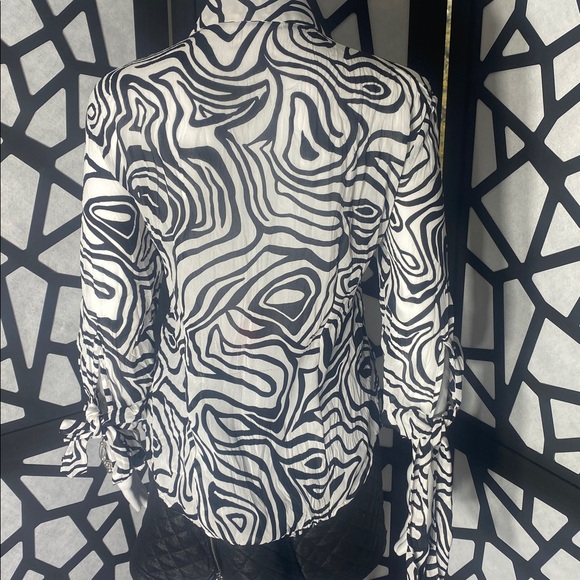 Monochrome Abstract Men's Button Down Shirt - Picture 5 of 5